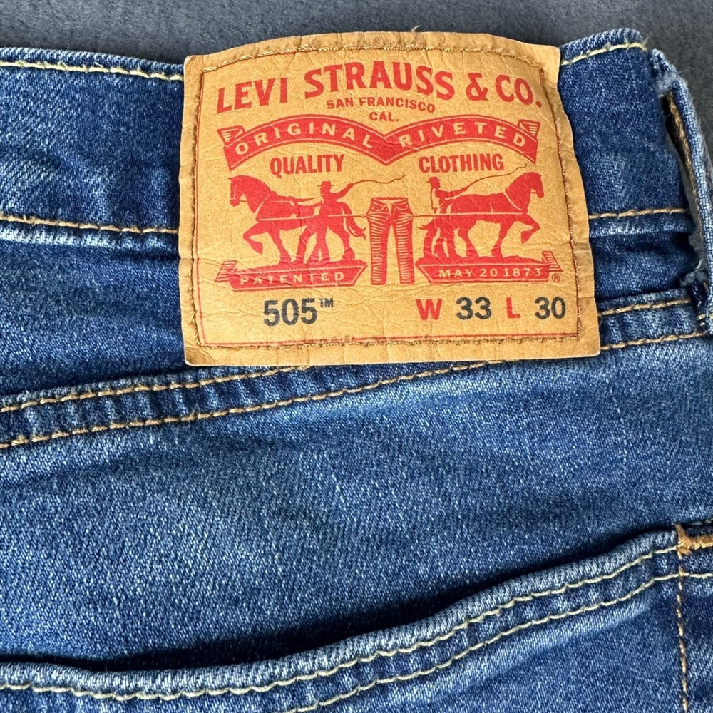 Levis 505 Regular Fit Straight Leg Jeans Mens 33x30 Medium Wash Blue Denim - Picture 7 of 14
